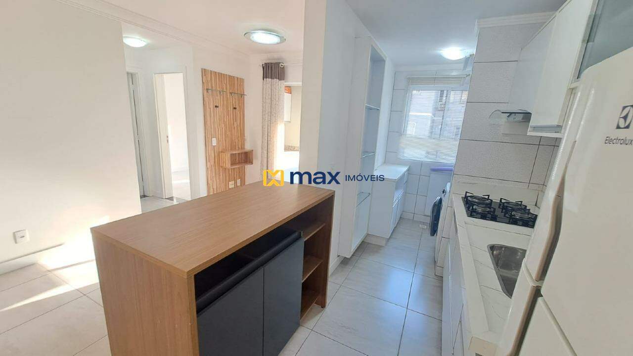 Apartamento para aluguel no Ressacada: Cozinha/ Lavanderia
