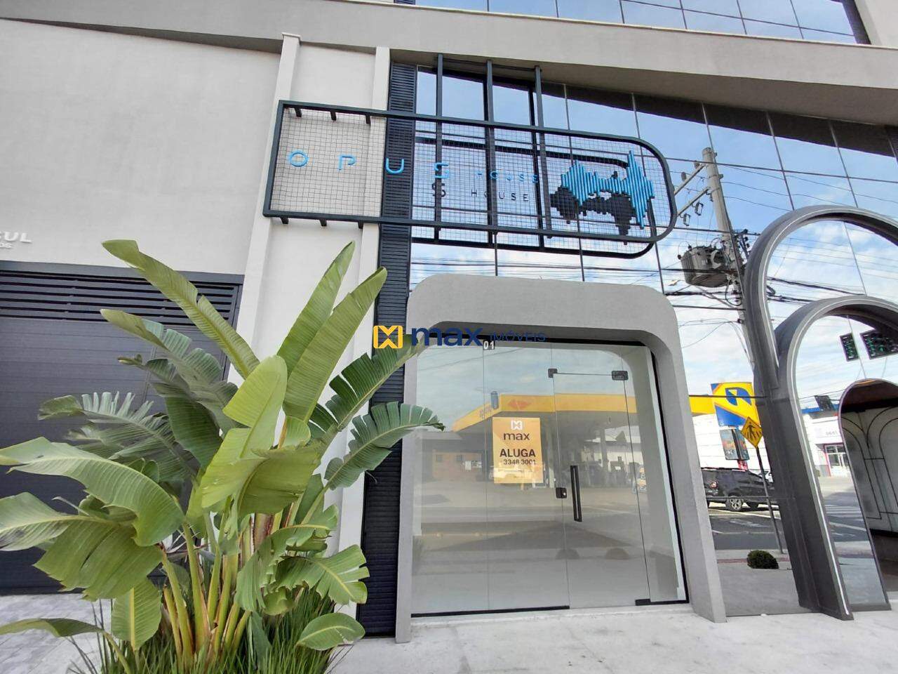 Sala para aluguel no Centro: 