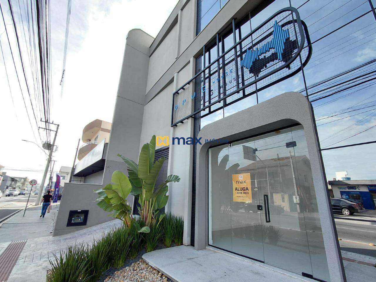 Sala para aluguel no Centro: 