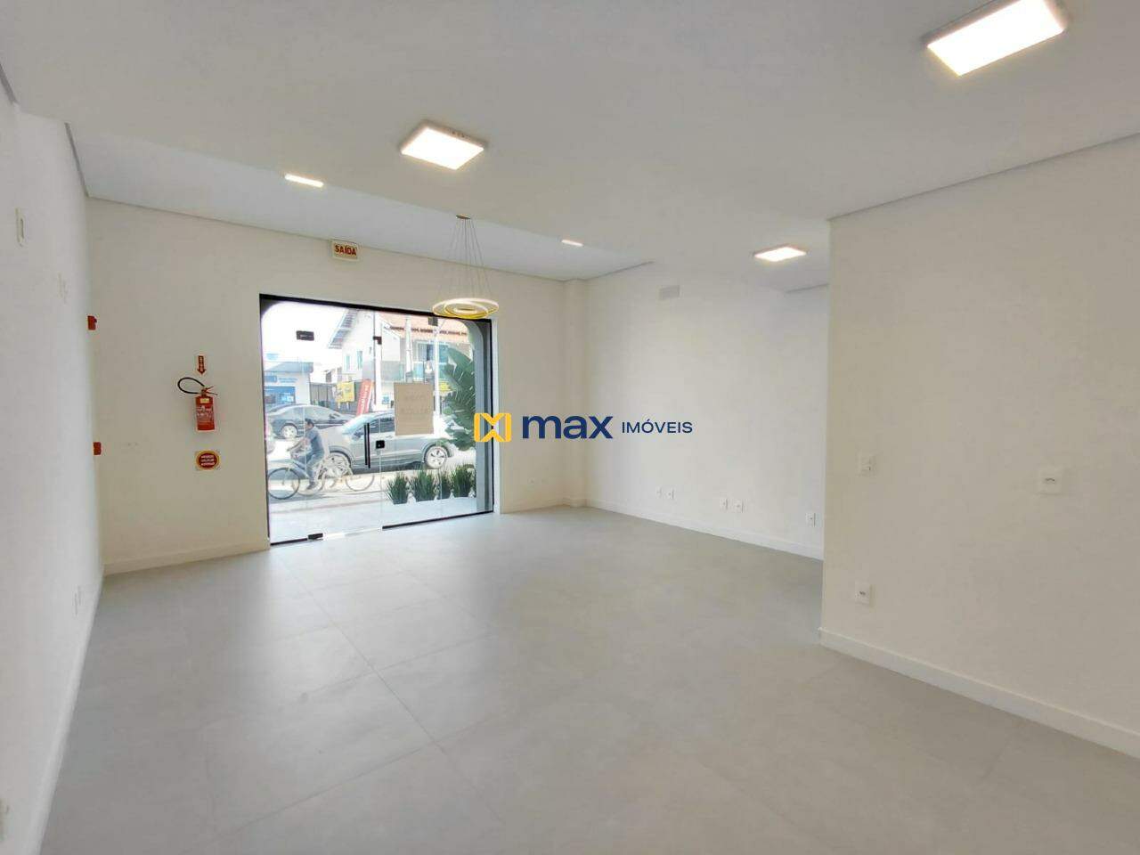 Sala para aluguel no Centro: