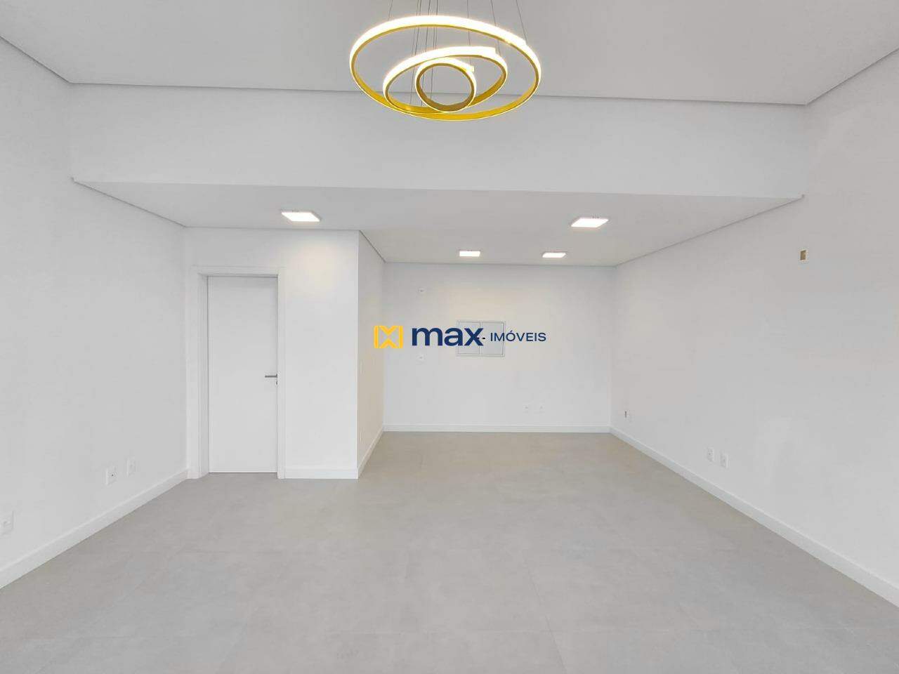 Sala para aluguel no Centro: