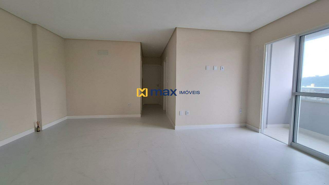 Apartamento à venda no Centro: Living integrado