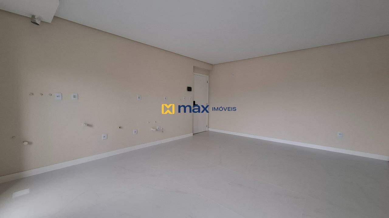 Apartamento à venda no Centro: Living integrado