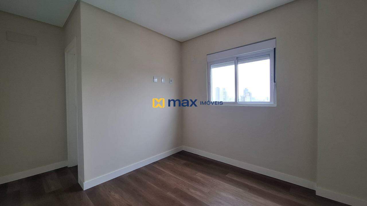 Apartamento à venda no Centro: Suíte