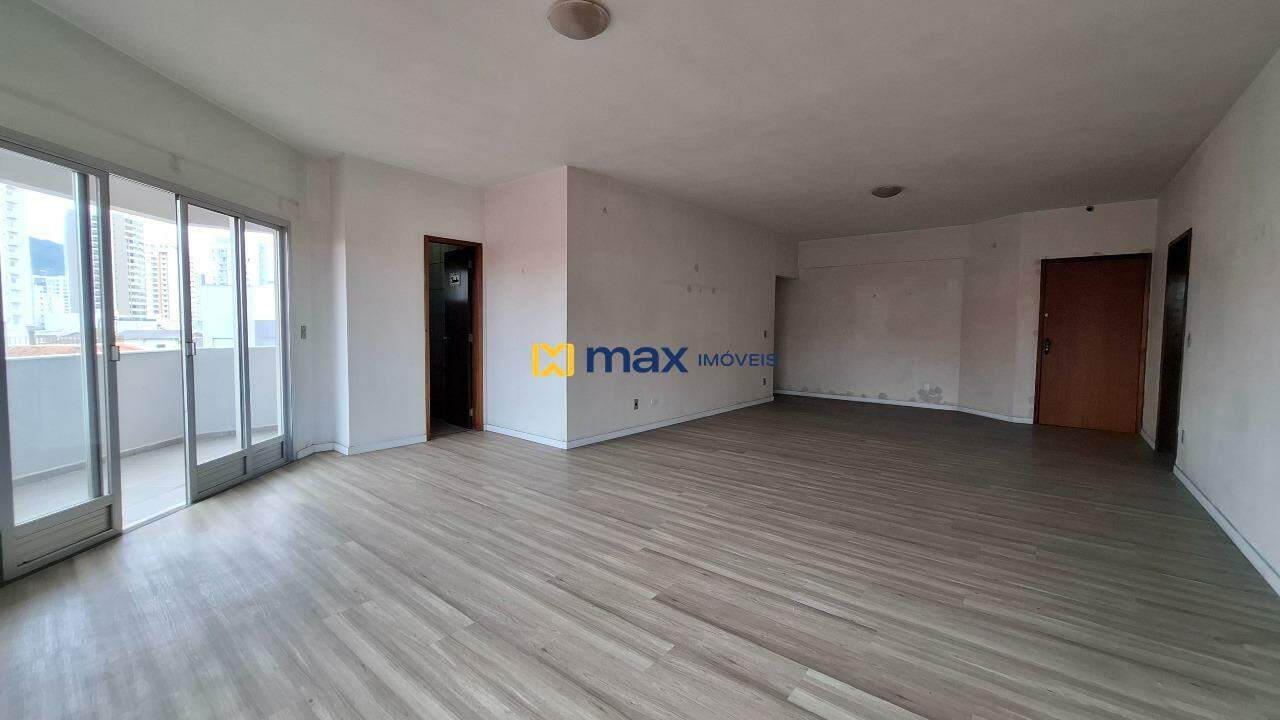 Apartamento à venda no São João: Living integrado
