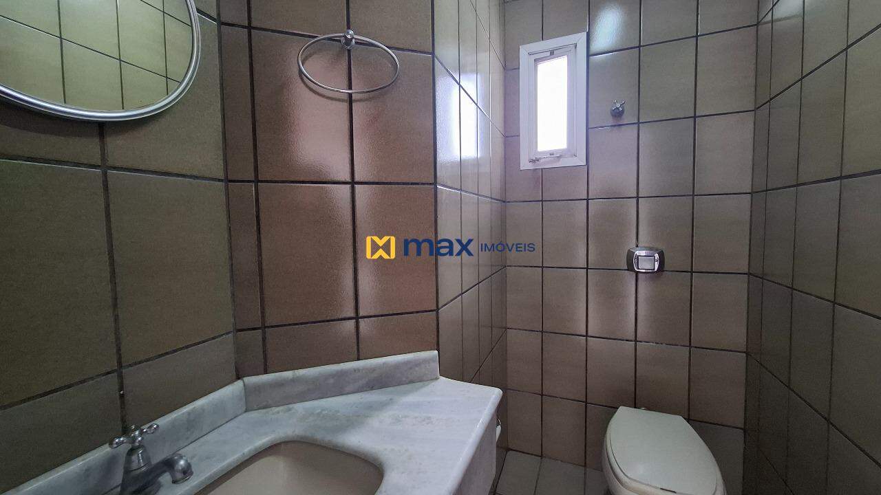 Apartamento à venda no São João: Lavabo