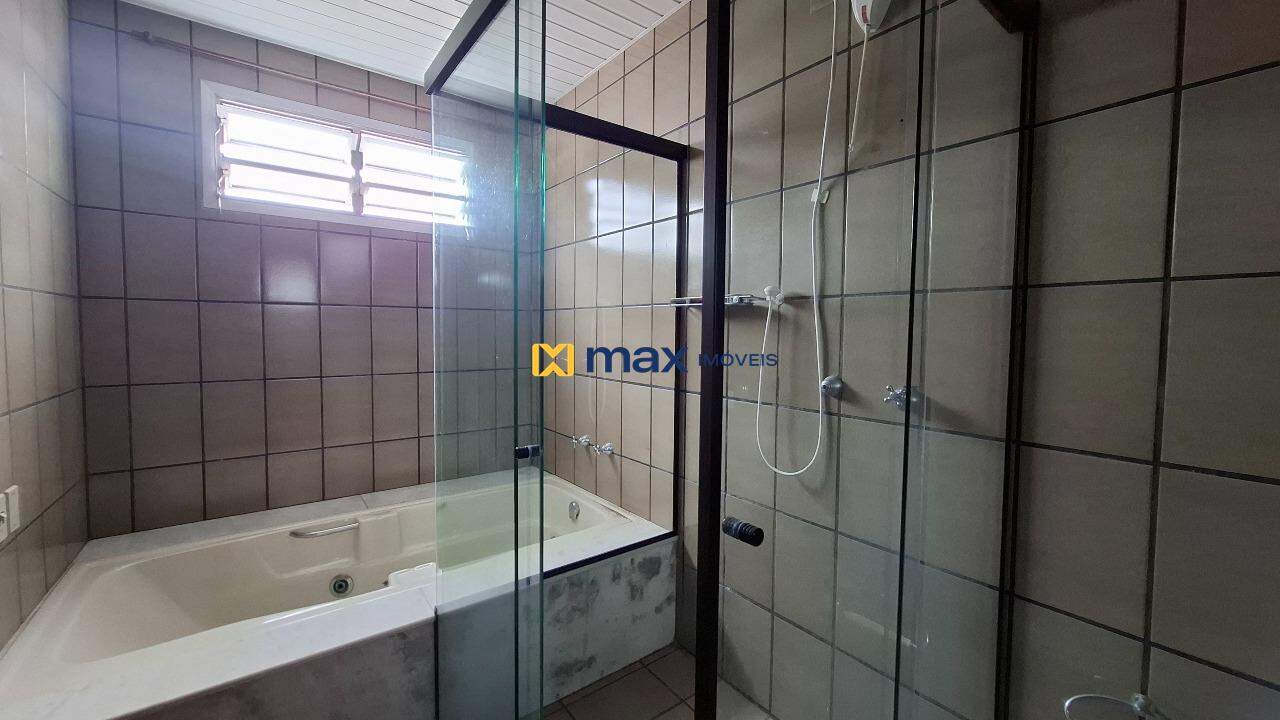 Apartamento à venda no São João: Banheiro suíte