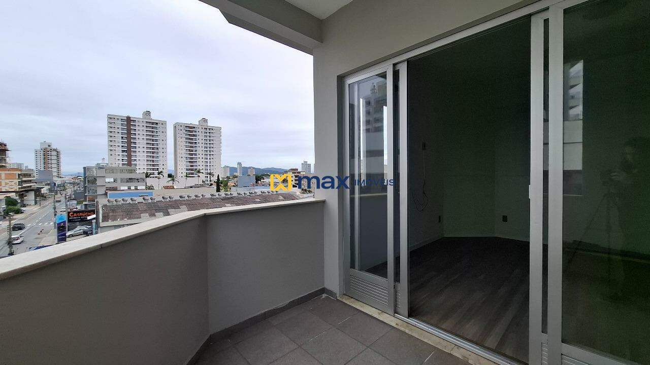 Apartamento à venda no São João: Sacada