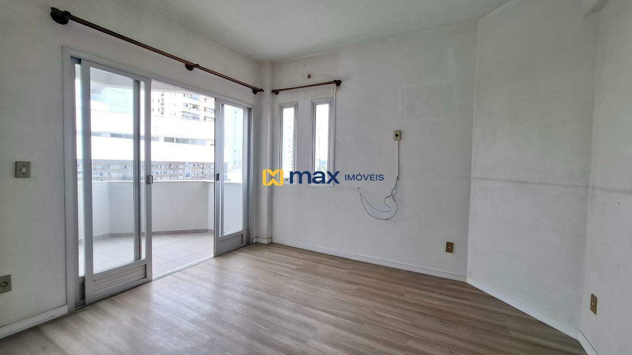Apartamento à venda no São João: Suíte
