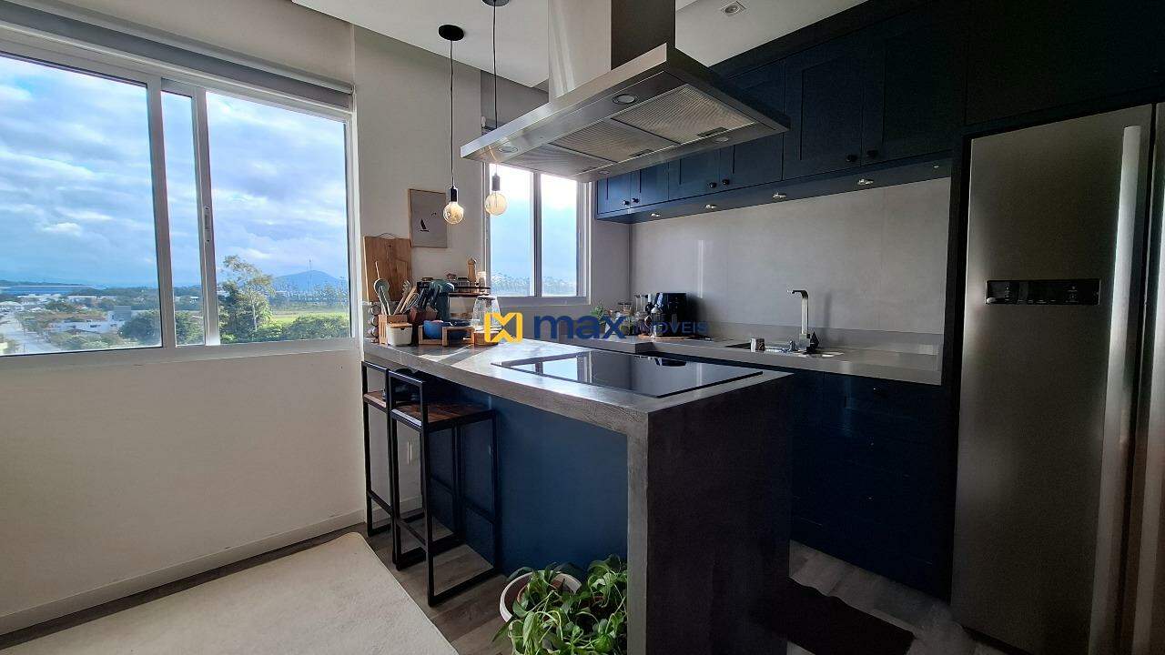 Apartamento à venda no Itaipava: Living integrado