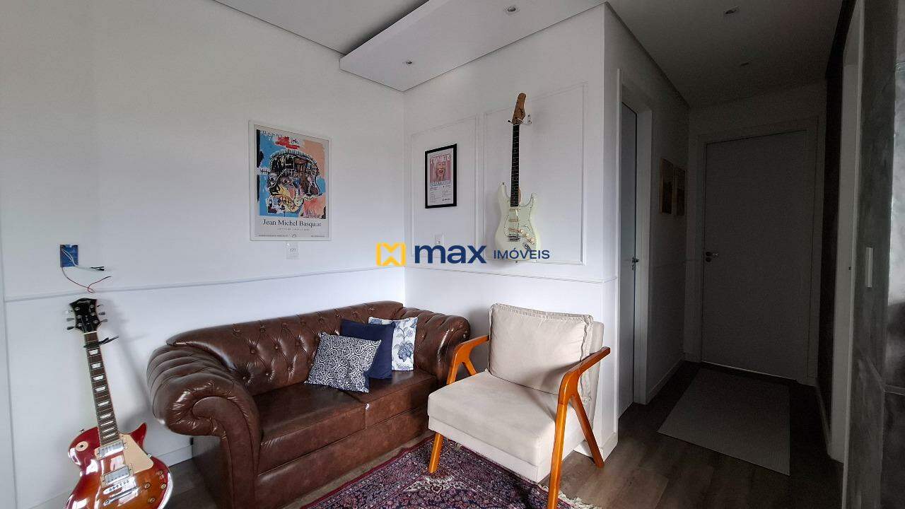 Apartamento à venda no Itaipava: Living integrado