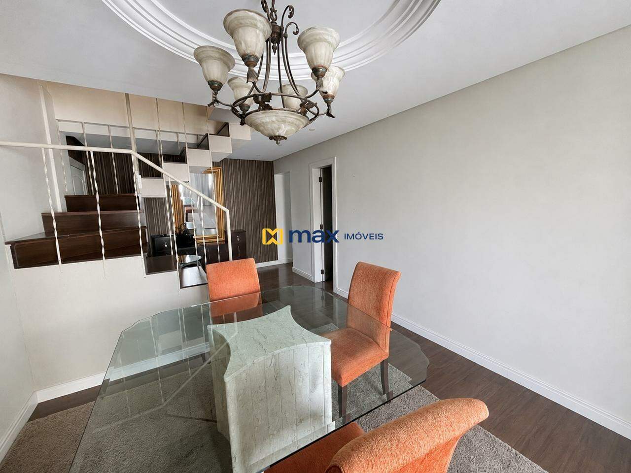 Apartamento para aluguel no Centro: 