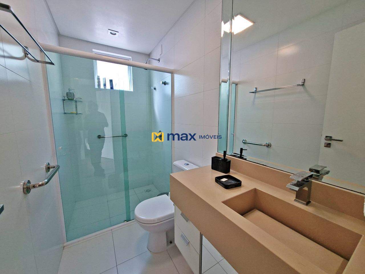 Apartamento para aluguel no Centro: banheiro suíte 1