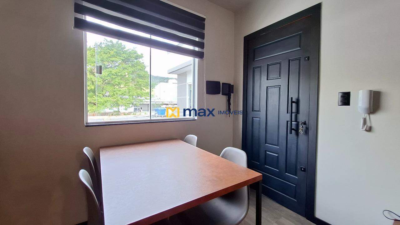 Apartamento à venda no Ressacada: Living integrado