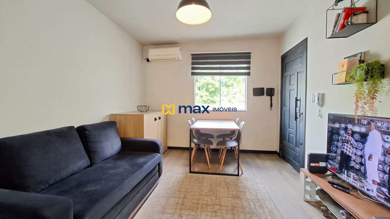 Apartamento à venda no Ressacada: Living integrado