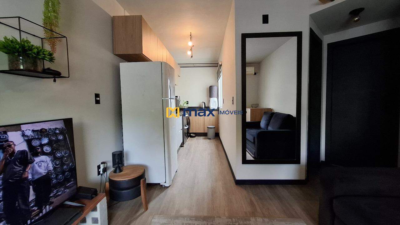 Apartamento à venda no Ressacada: Living integrado