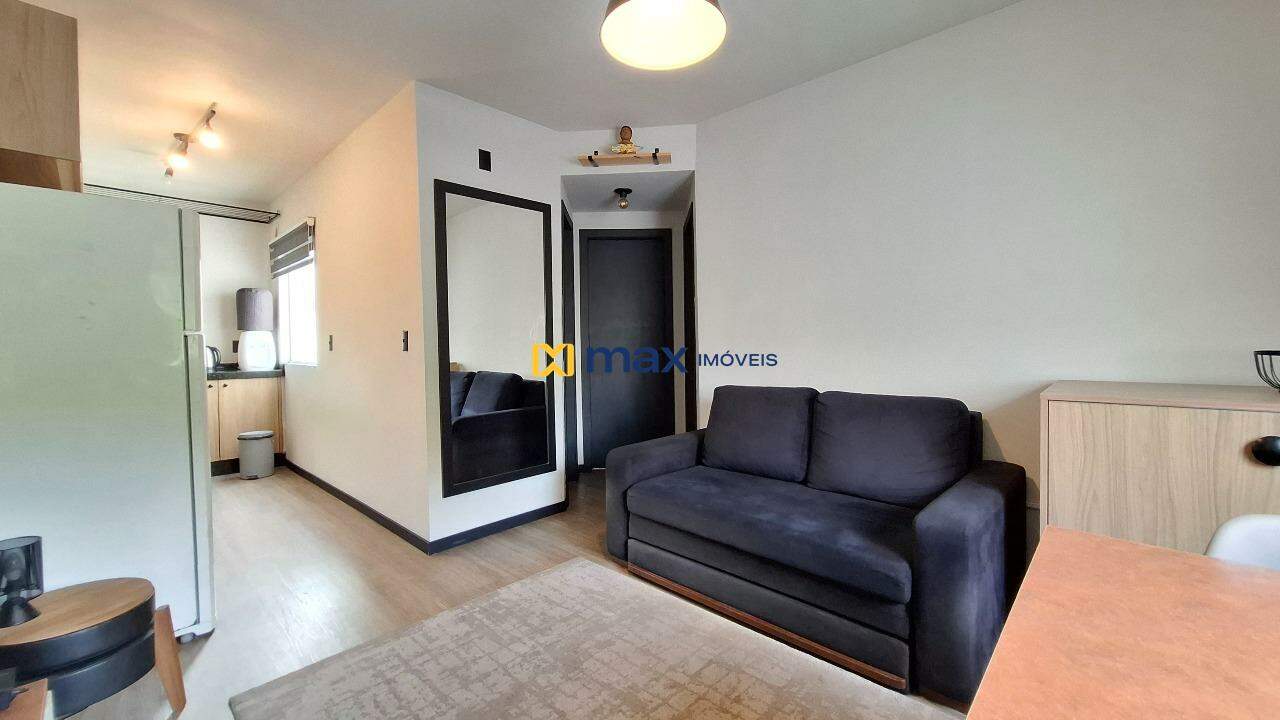 Apartamento à venda no Ressacada: Living integrado