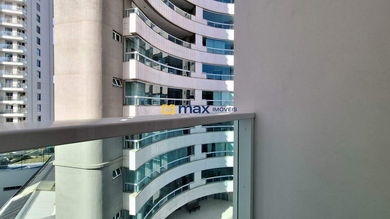 Apartamento à venda no Centro: Sacada