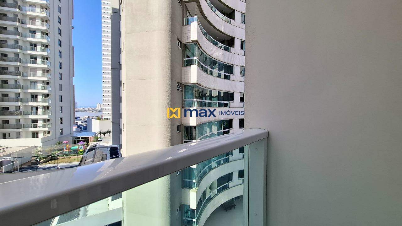 Apartamento à venda no Centro: Sacada