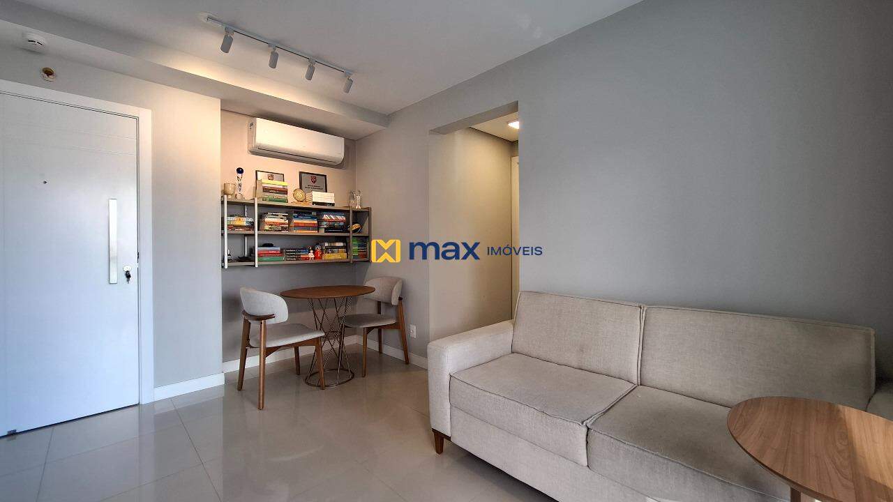 Apartamento à venda no Centro: Living integrado