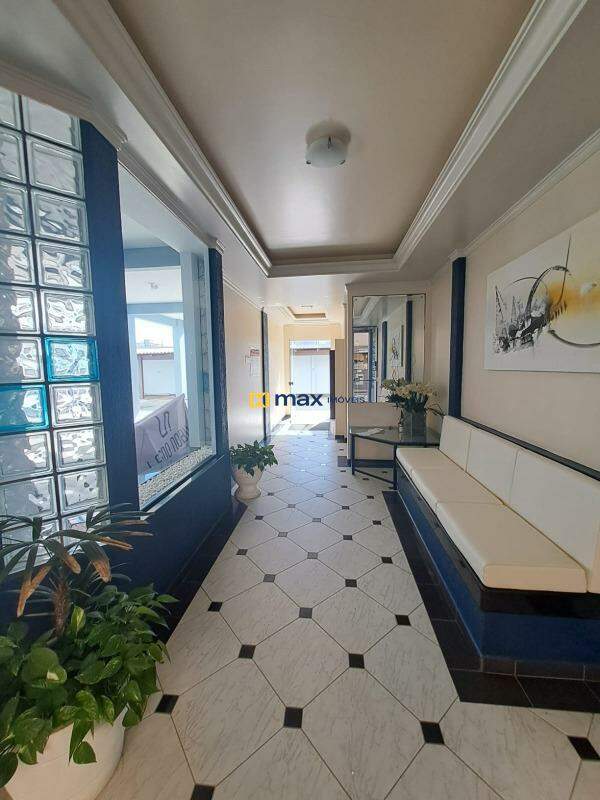 Apartamento para aluguel no Gravatá: Hall de entrada