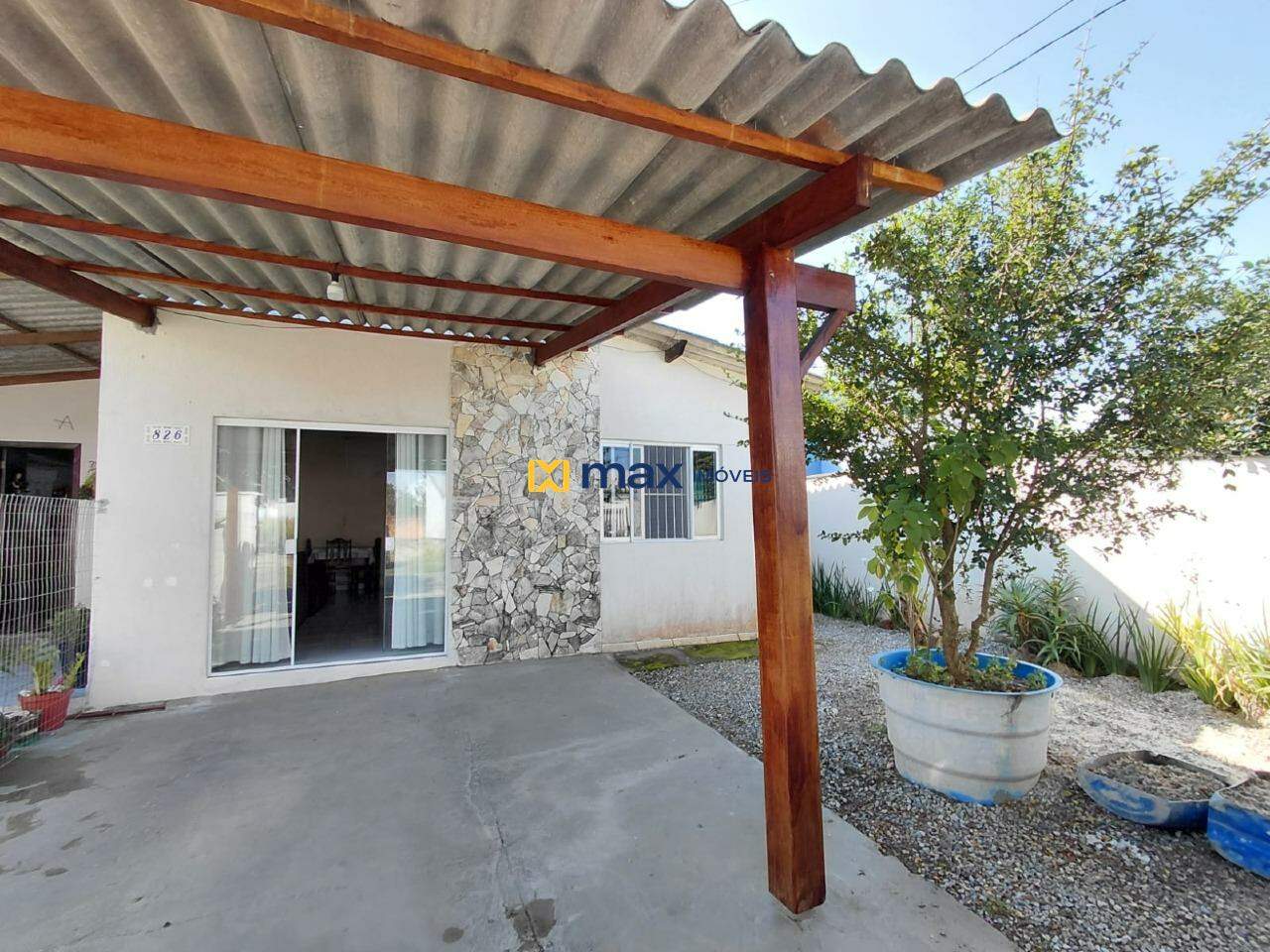 Casa para aluguel no Gravatá: Frente