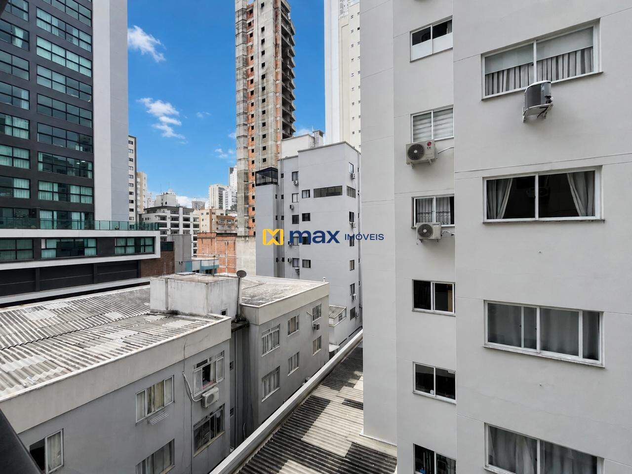 Apartamento para aluguel no Centro: 