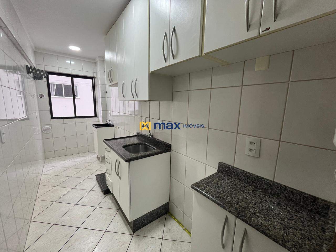 Apartamento para aluguel no Centro: 