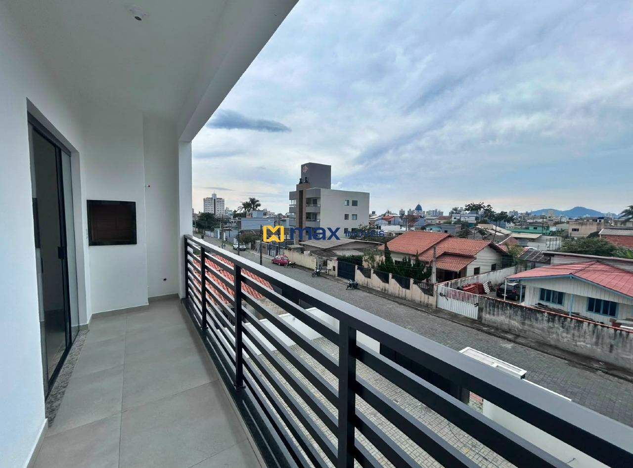 Apartamento à venda no Centro: Sacada