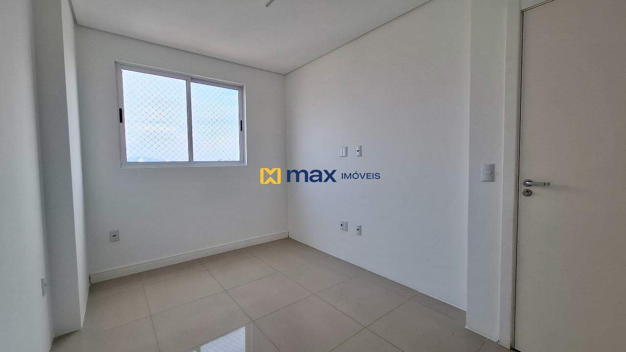 Apartamento à venda no Centro: Suíte 2