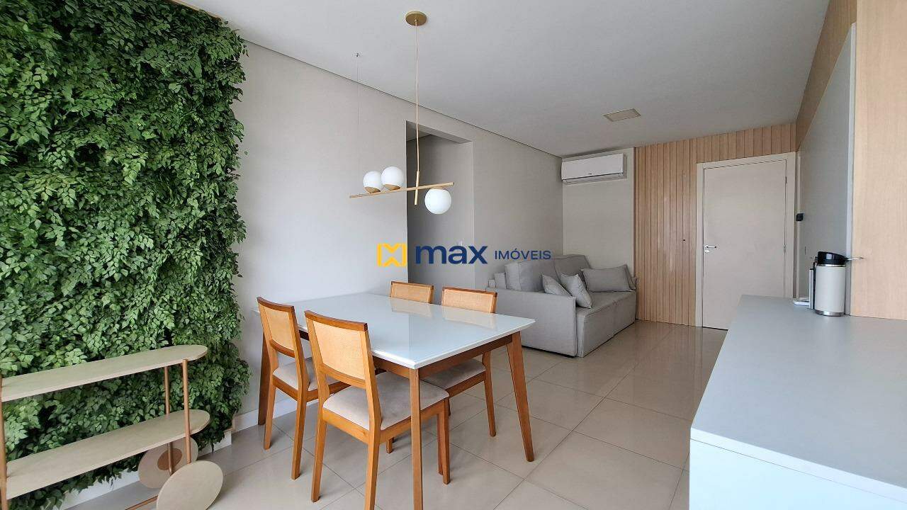 Apartamento à venda no Centro: Living integrado
