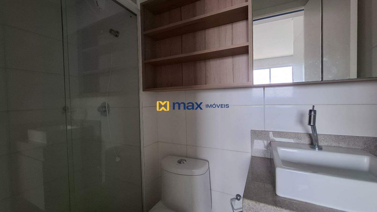 Apartamento à venda no Centro: Banheiro suíte
