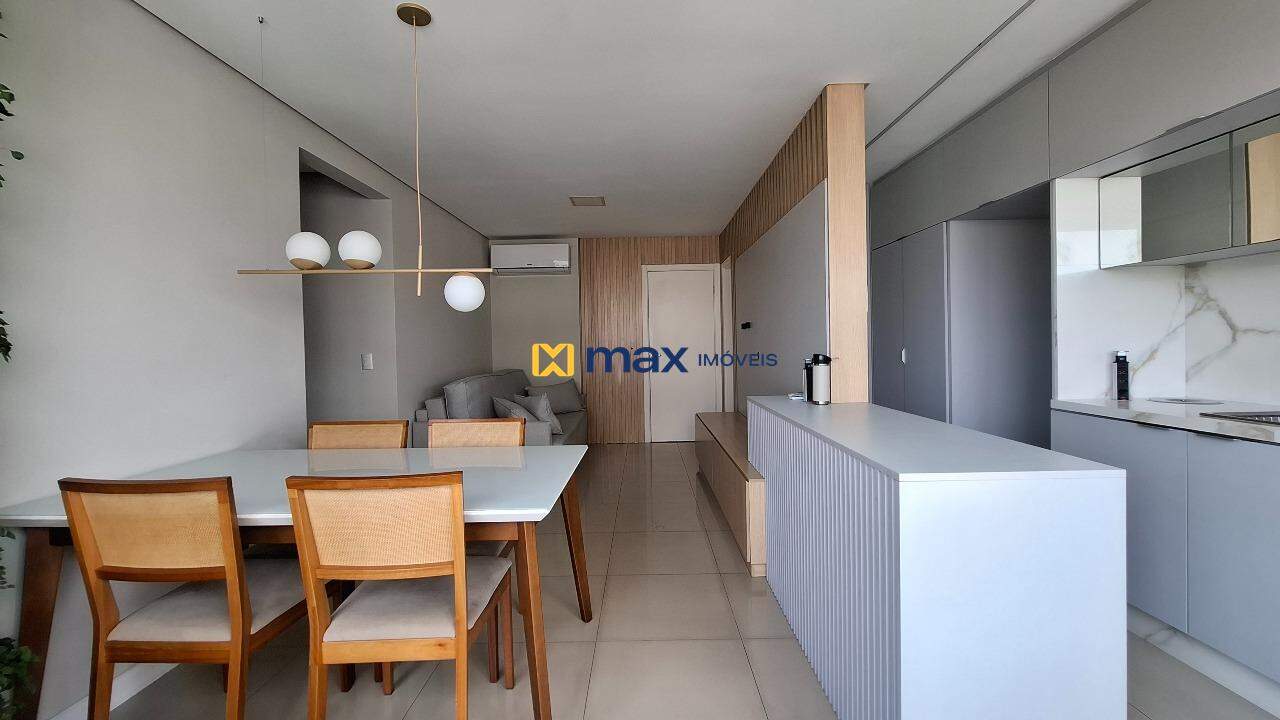 Apartamento à venda no Centro: Living integrado