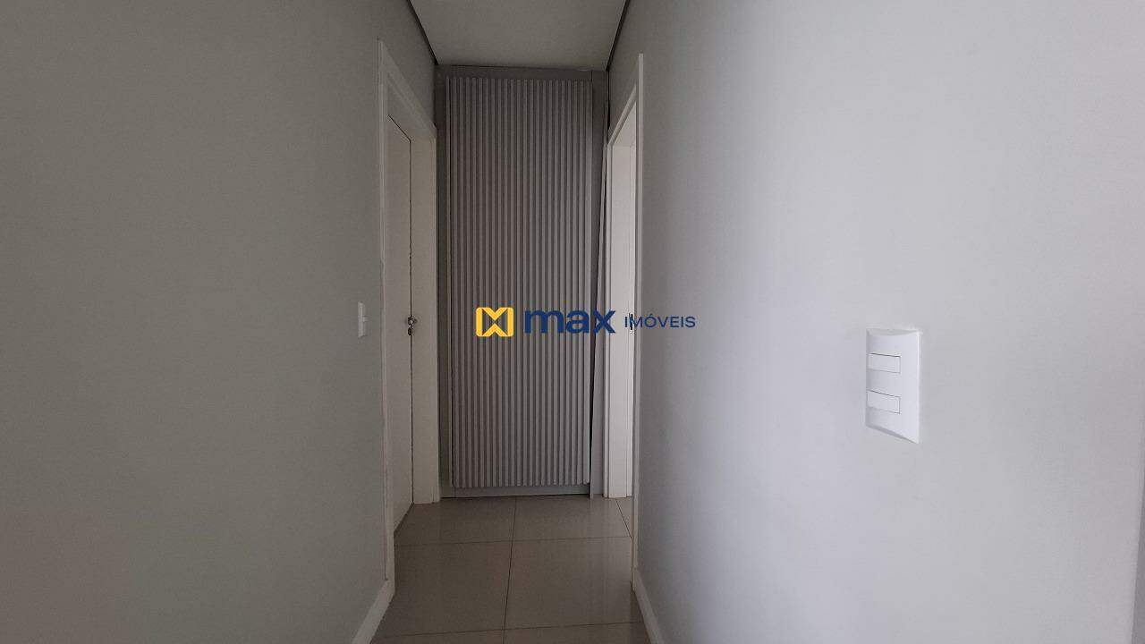 Apartamento à venda no Centro: Corredor
