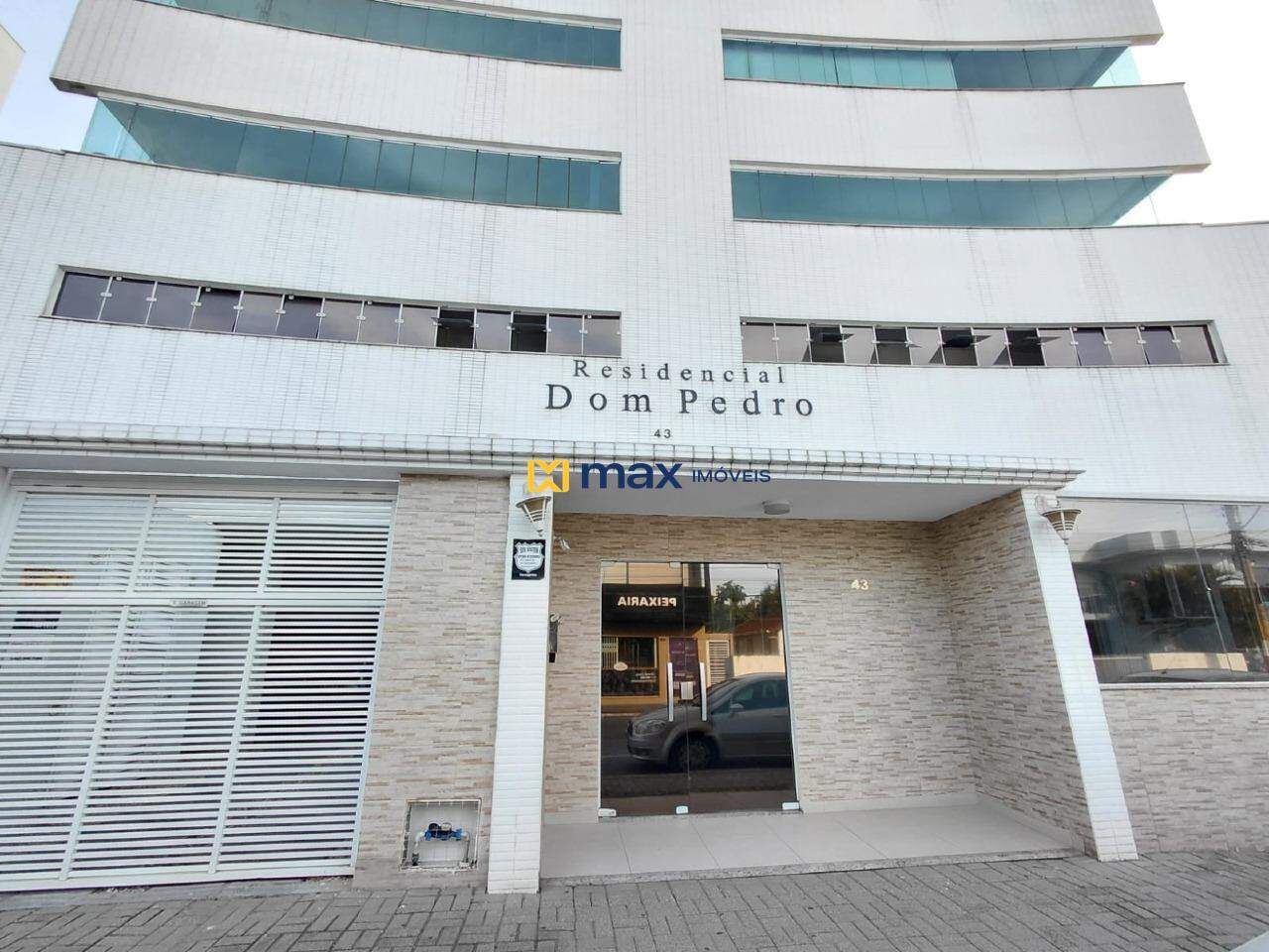 Apartamento para aluguel no Centro: Fachada