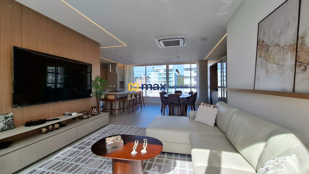 Apartamento à venda no Praia Brava: Living integrado