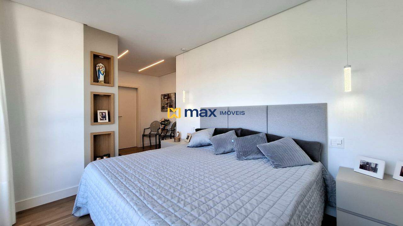Apartamento à venda no Praia Brava: Suíte 3