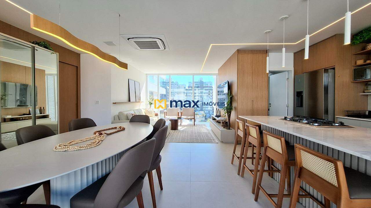Apartamento à venda no Praia Brava: Living integrado