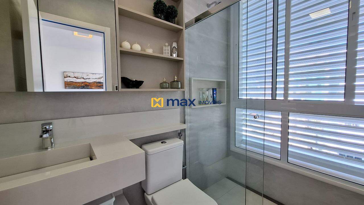 Apartamento à venda no Praia Brava: Banheiro suíte
