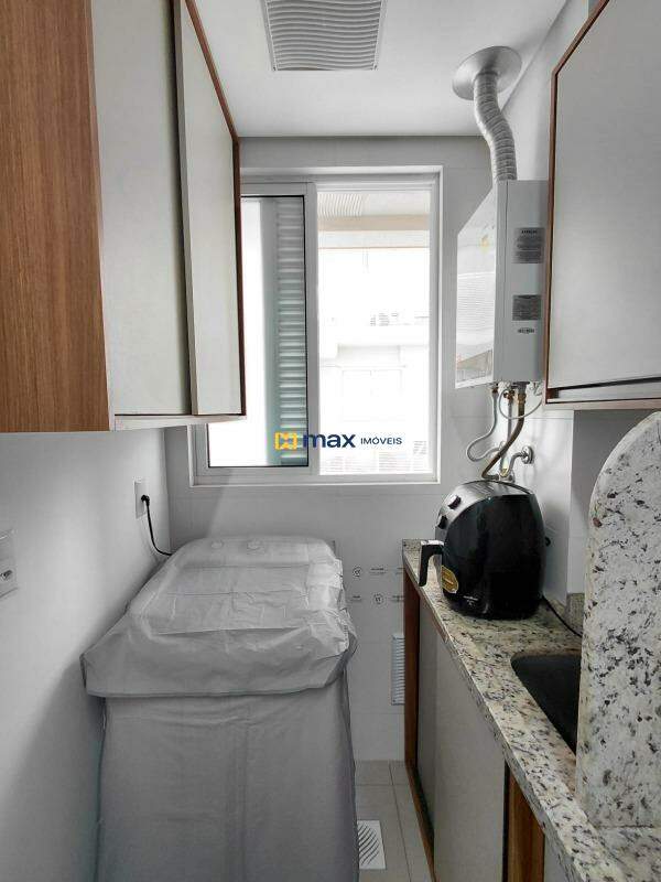 Apartamento à venda no Centro: Lavanderia