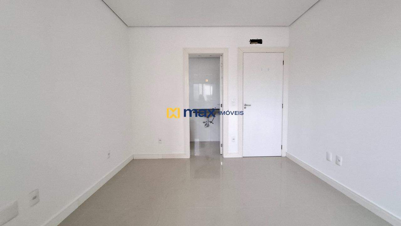 Apartamento para aluguel no Fazenda: Suíte