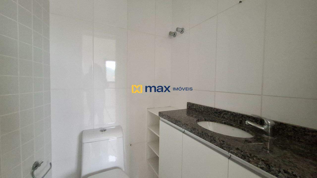 Apartamento para aluguel no Fazenda: Banheiro suíte