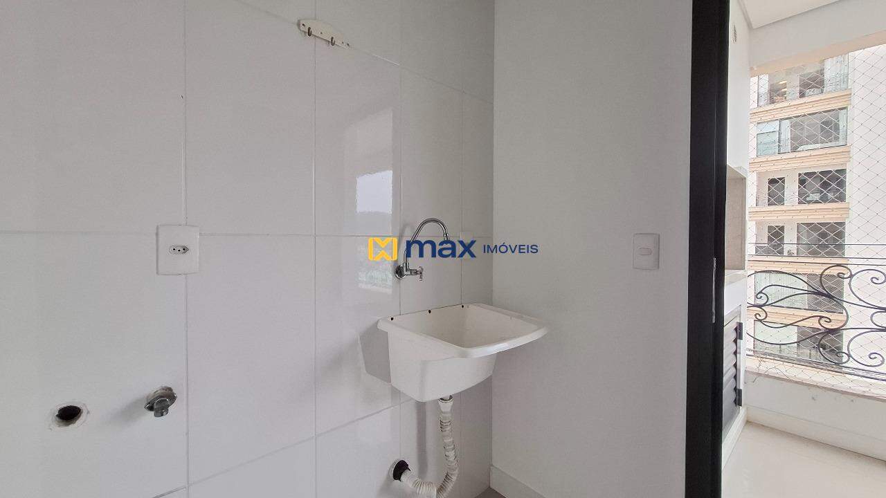 Apartamento para aluguel no Fazenda: Área de serviço