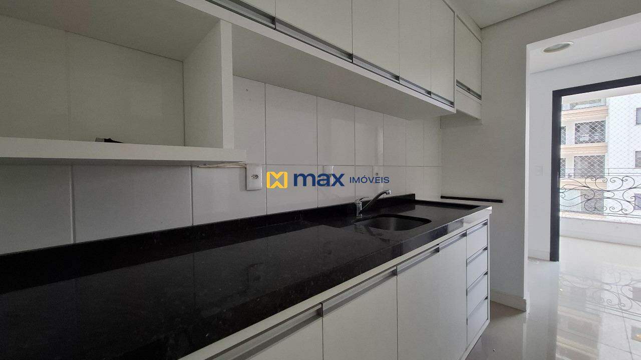 Apartamento para aluguel no Fazenda: Cozinha