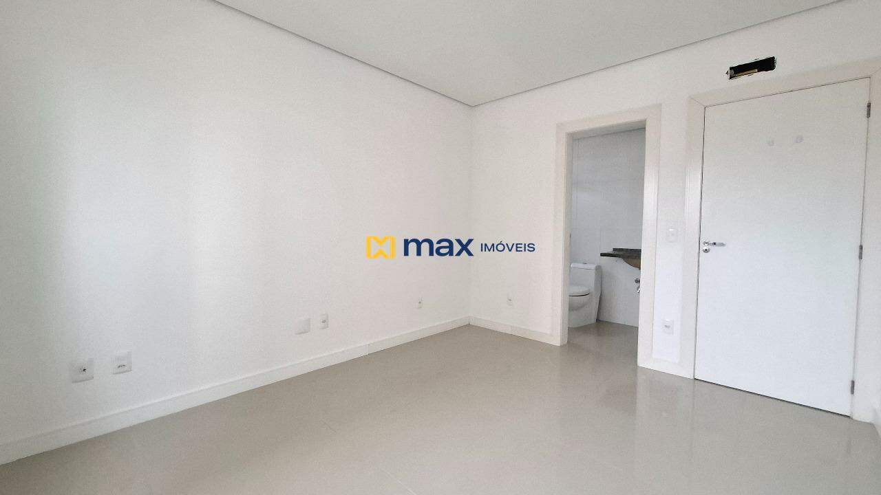 Apartamento para aluguel no Fazenda: Suíte