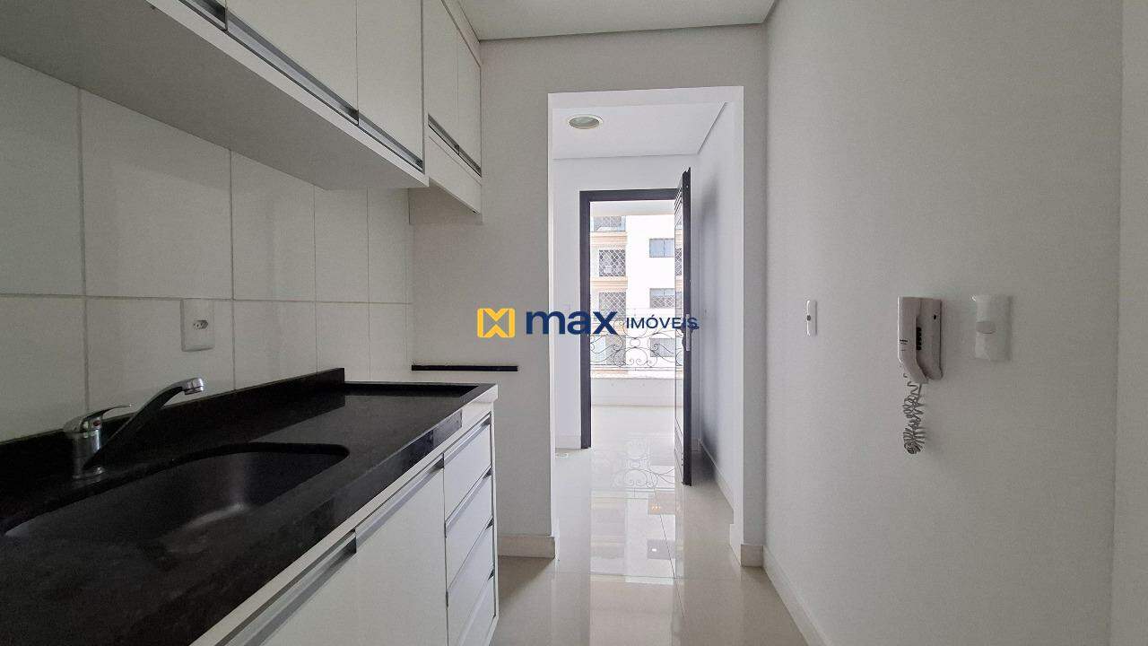 Apartamento para aluguel no Fazenda: Cozinha