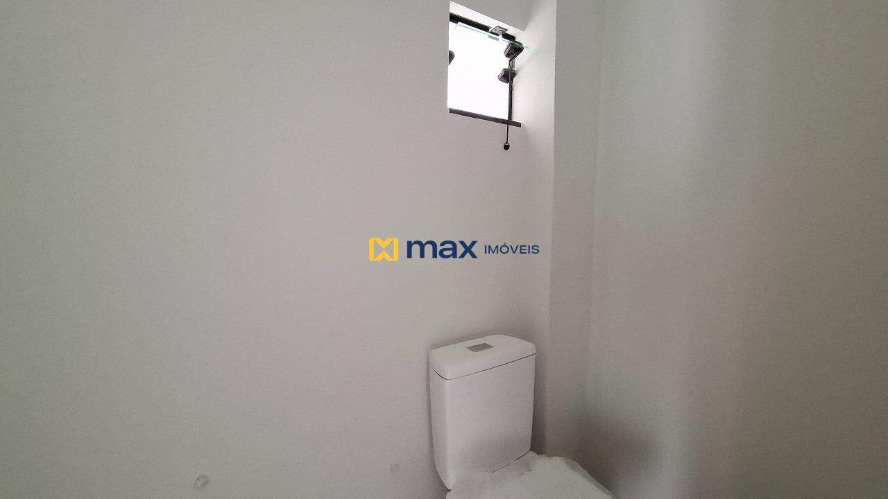 Casa à venda no Ressacada: Lavabo