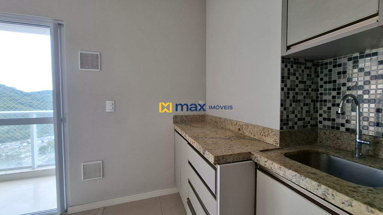 Apartamento à venda no Fazenda: Cozinha
