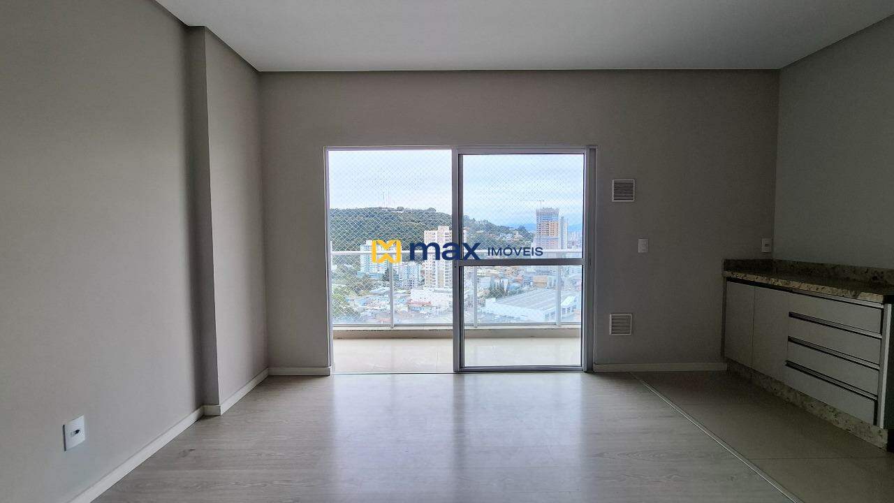 Apartamento à venda no Fazenda: Living integrado