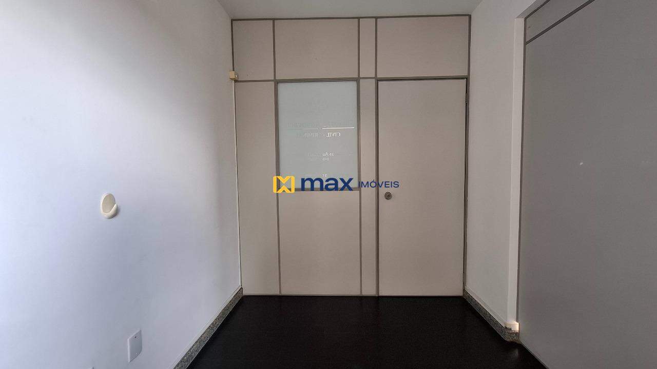 Sala à venda no Centro: Sala